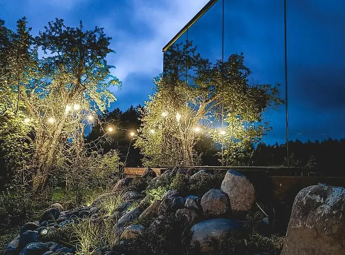 Oeoed Hoetels Metsajaerve